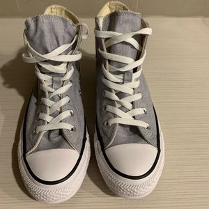 Light gray high top Converse. Size 7 Women